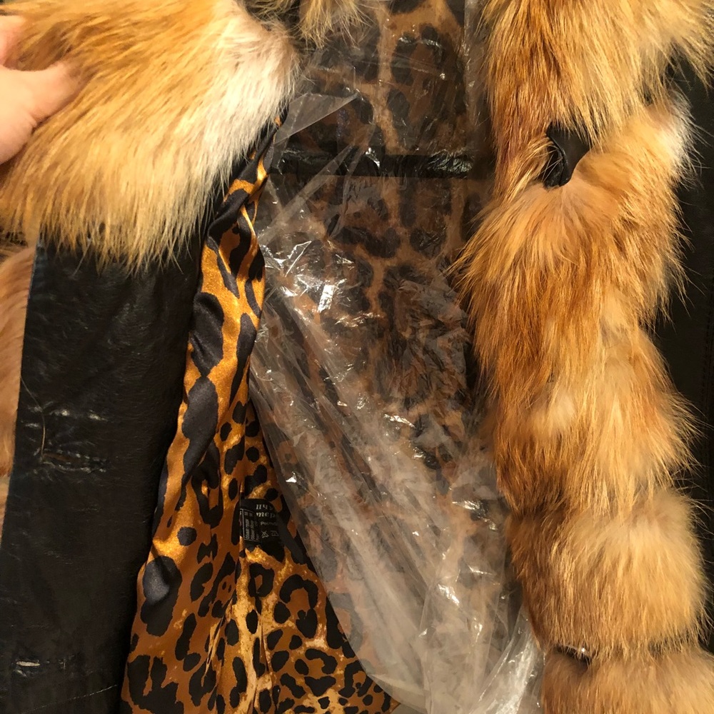Leather Jacket With Fox fur - Picture 8 of 8